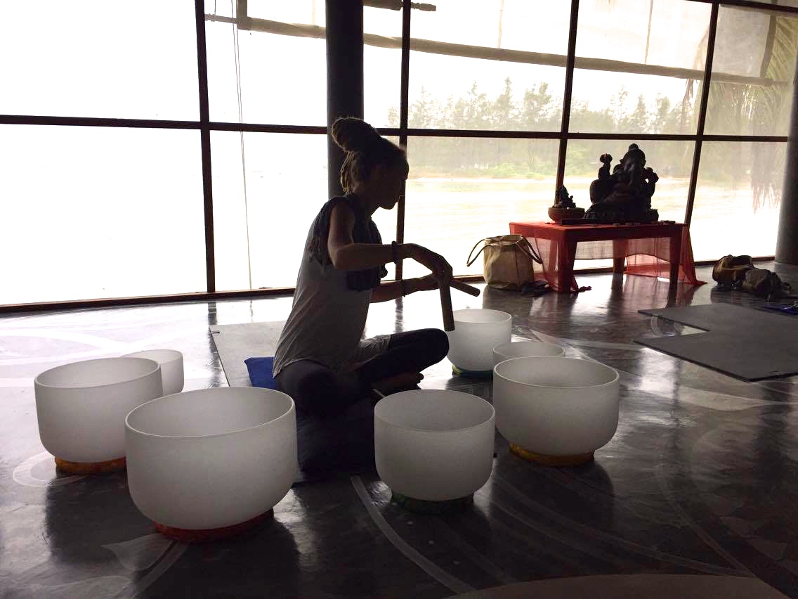 Crystal Bowl Healing Pure Nature Yoga